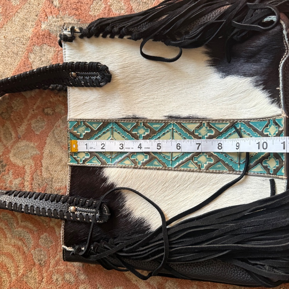 Trinity Ranch Cowhide Shoulder Bag With Fringe - Picture 13 of 15